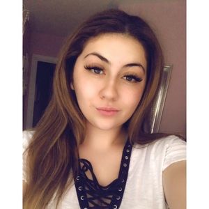 Meet your Posher, Sabrina